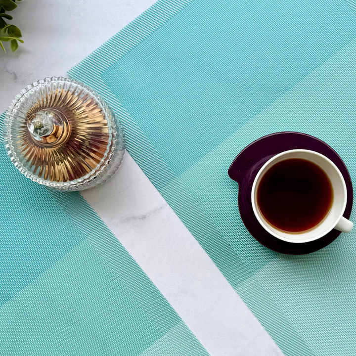 Livmodern Premium Vinyl Table Placemats - Set of 4 mats - Ocean Waves